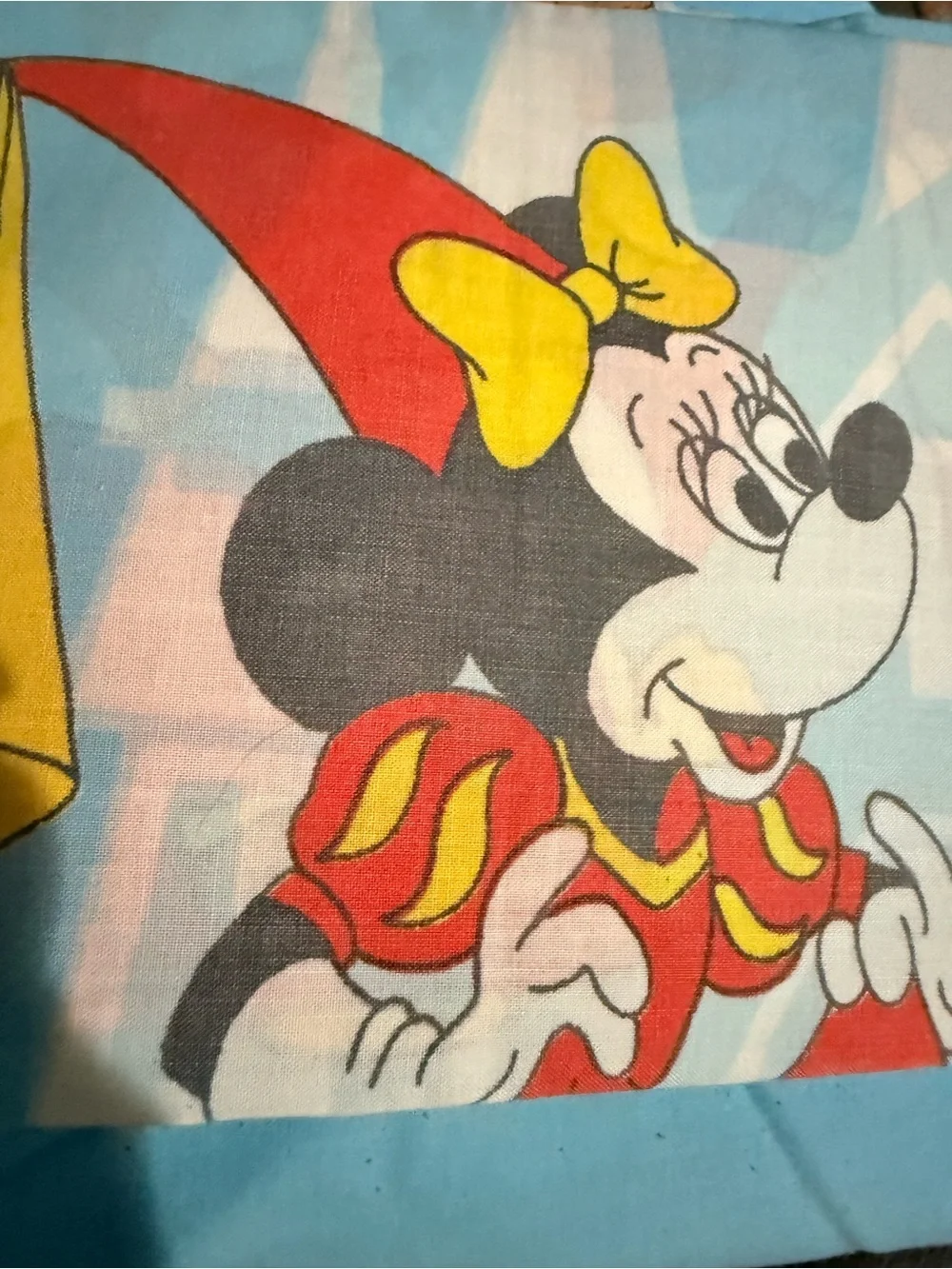 1970’s Disney Mickey, Mini, and Scrooge McDuck 1 fitted Sheet & 1 pillow case